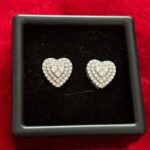 Luxury Moissanite Diamond 925 Sterling  Silver Heart Stud screwback earrings
